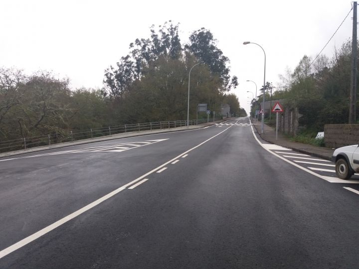 Acondicionamiento y mejora de la seguridad viaria en el PK 20+700 de la EP 7001 en Forcarei.
