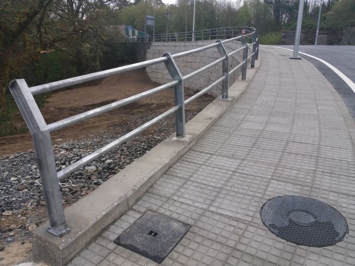 Acondicionamiento y mejora de la seguridad viaria en el PK 20+700 de la EP 7001 en Forcarei.